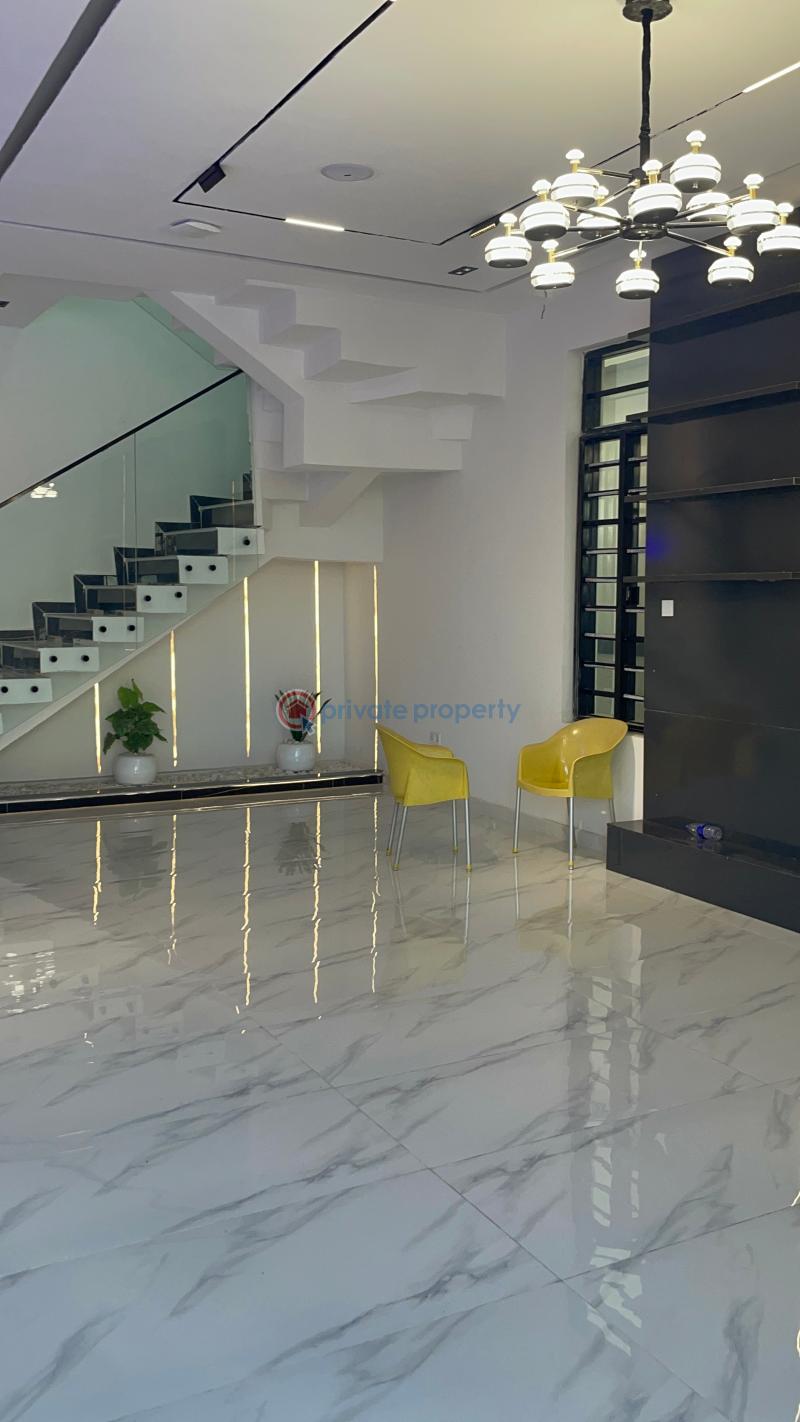 5 bedroom House For Sale Hampton Lake Estate, Alternative Route Chevron Drive Lekki Lagos - 3