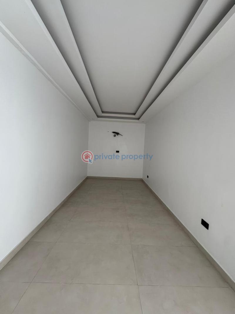 5 bedroom House For Sale Lekki Lagos - 1