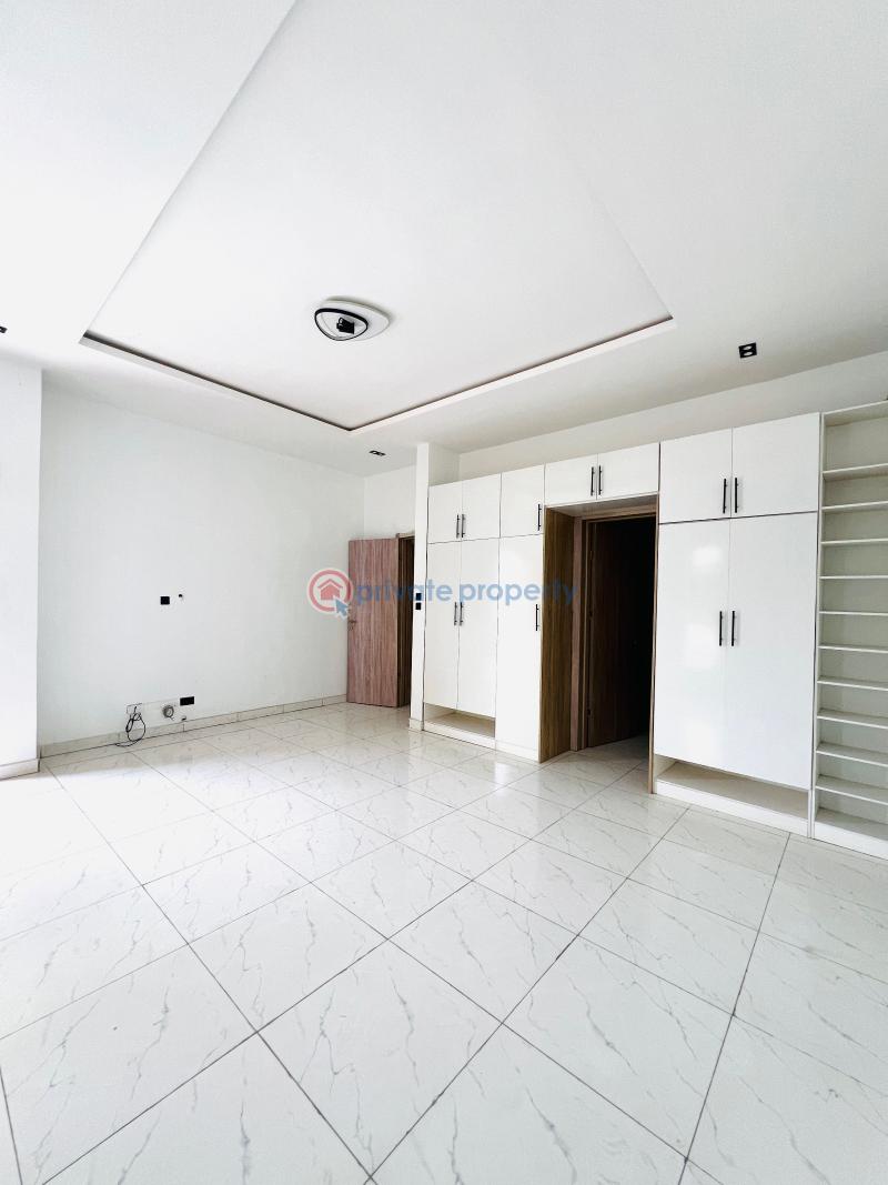 5 bedroom Detached Duplex For Sale A Prime And Secure Estate At Orchid Road Lekki Lekki Phase 2 Lagos - 9