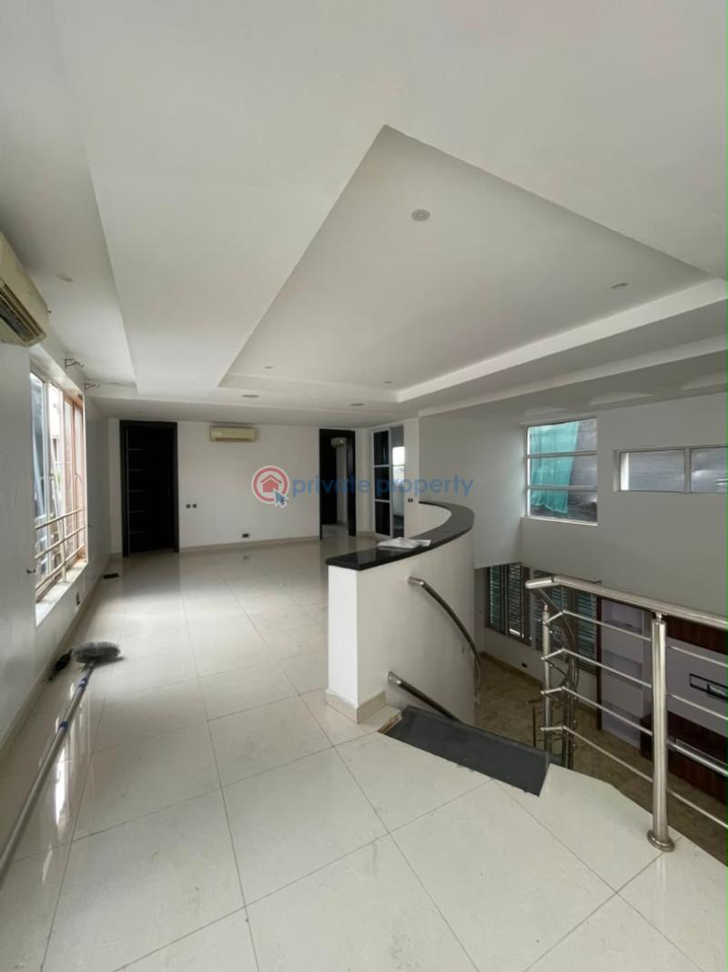 5 bedroom Detached Duplex For Rent Banana Island Ikoyi Lagos - 9