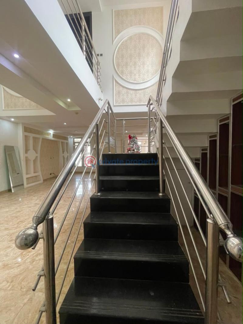 5 bedroom Detached Duplex For Rent Banana Island Ikoyi Lagos - 3