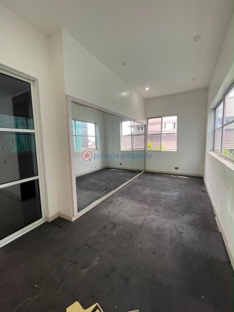 5 bedroom Detached Duplex For Rent Banana Island Ikoyi Lagos - 14