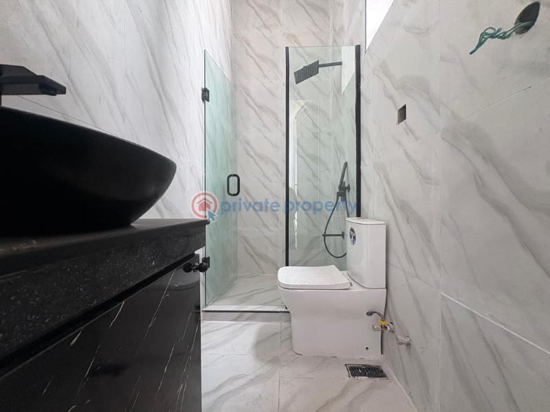 5 bedroom Detached Duplex For Sale Chevron Drive Lekki Lagos - 8
