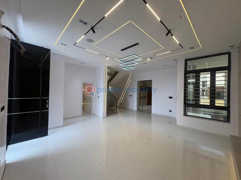 5 bedroom Detached Duplex For Sale Chevron Drive Lekki Lagos - 8