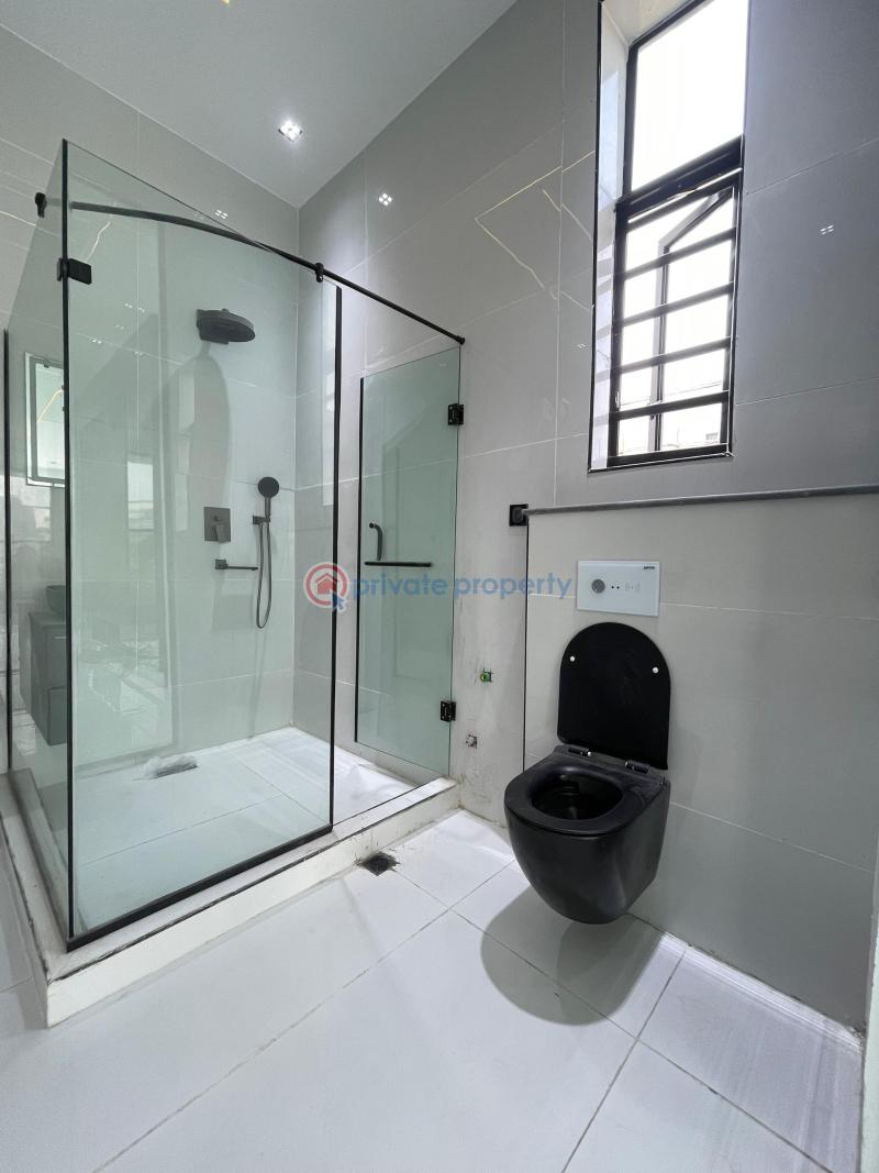 5 bedroom fully detached duplex in chevron lekki - 11 5 bedroom Duplex For Sale Chevron Lekki Lagos Chevron Drive Lekki Lagos - 11