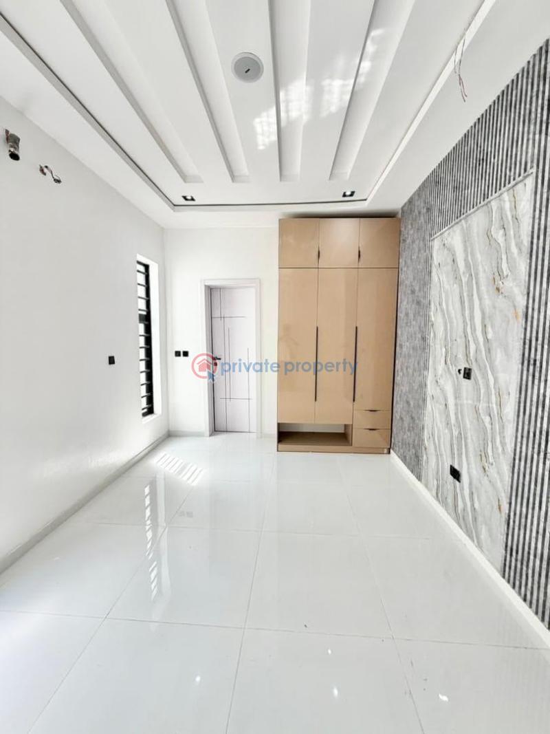 5 bedroom Detached Duplex For Sale Chevron Drive Lekki Lagos - 4