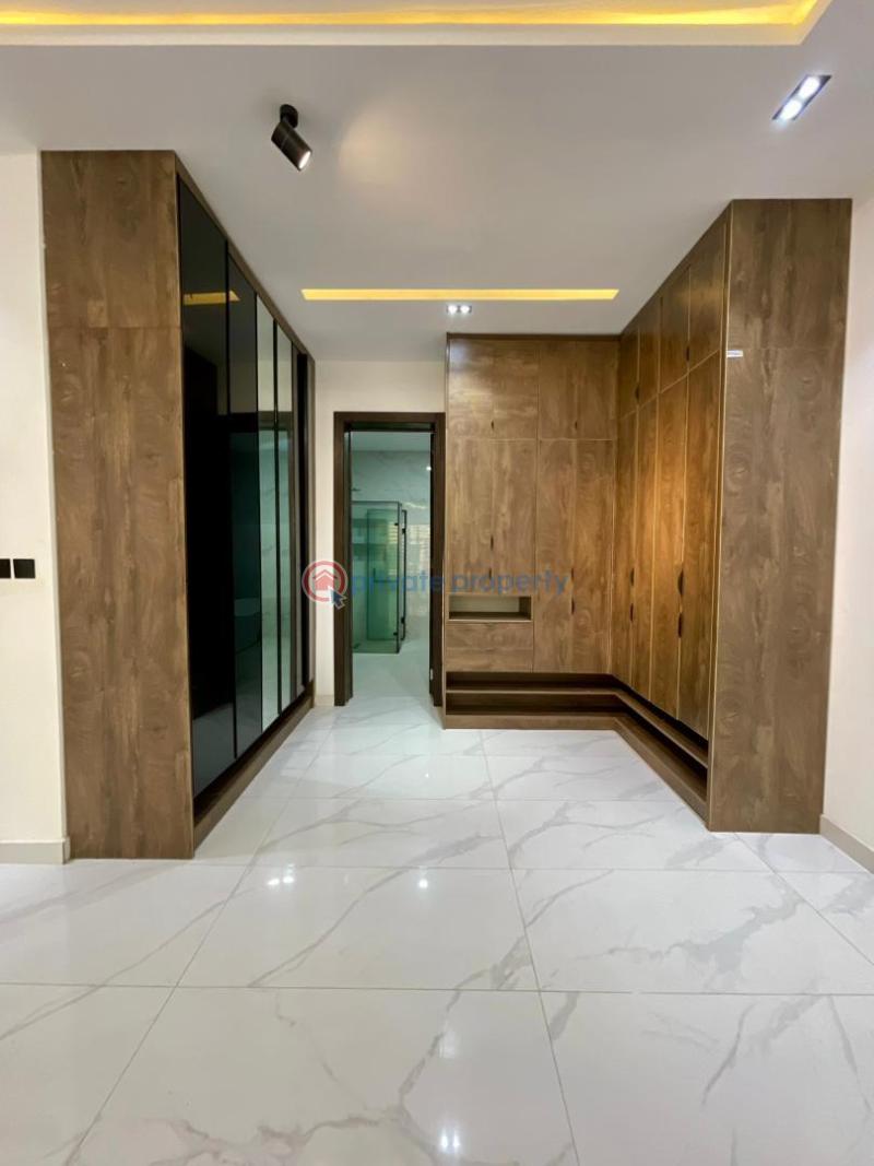 5 bedroom Detached Duplex For Sale Ikota Lekki Lagos - 4