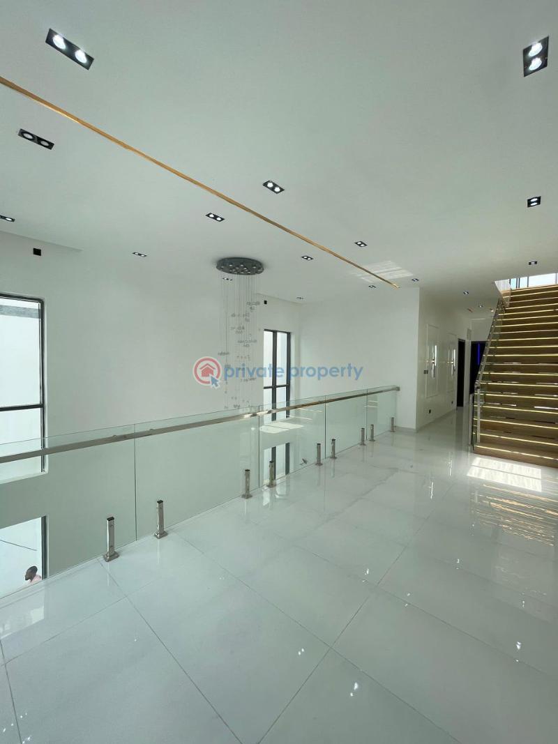 5 bedroom Flat & Apartment For Sale Osapa Lekki Lagos - 10