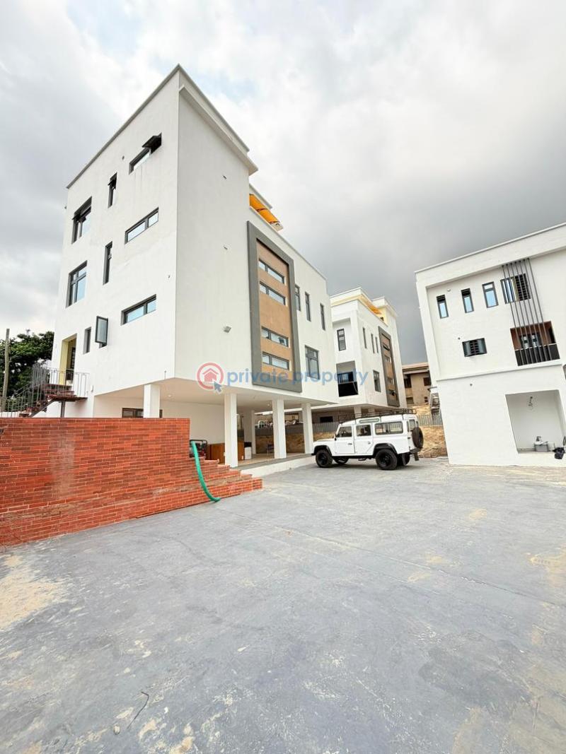5 bedroom Detached Duplex For Sale Maryland Lagos - 3
