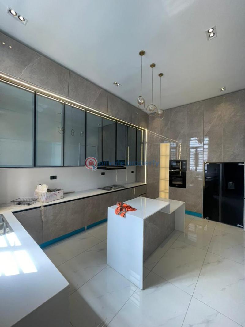 5 bedroom Detached Duplex For Sale Ikota Lekki Lagos - 0