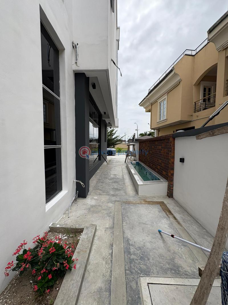 5 bedroom House For Sale Osapa Lekki Lagos - 11