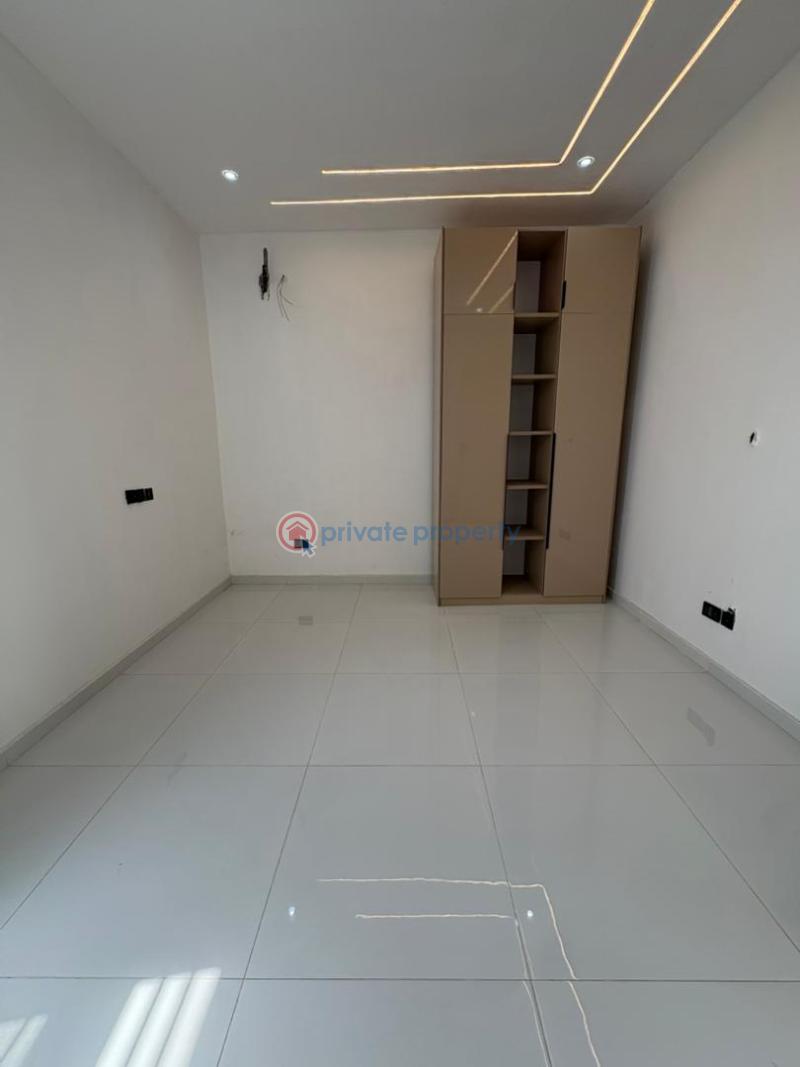 5 bedroom Detached Duplex For Sale Chevron Drive Lekki Lagos - 11