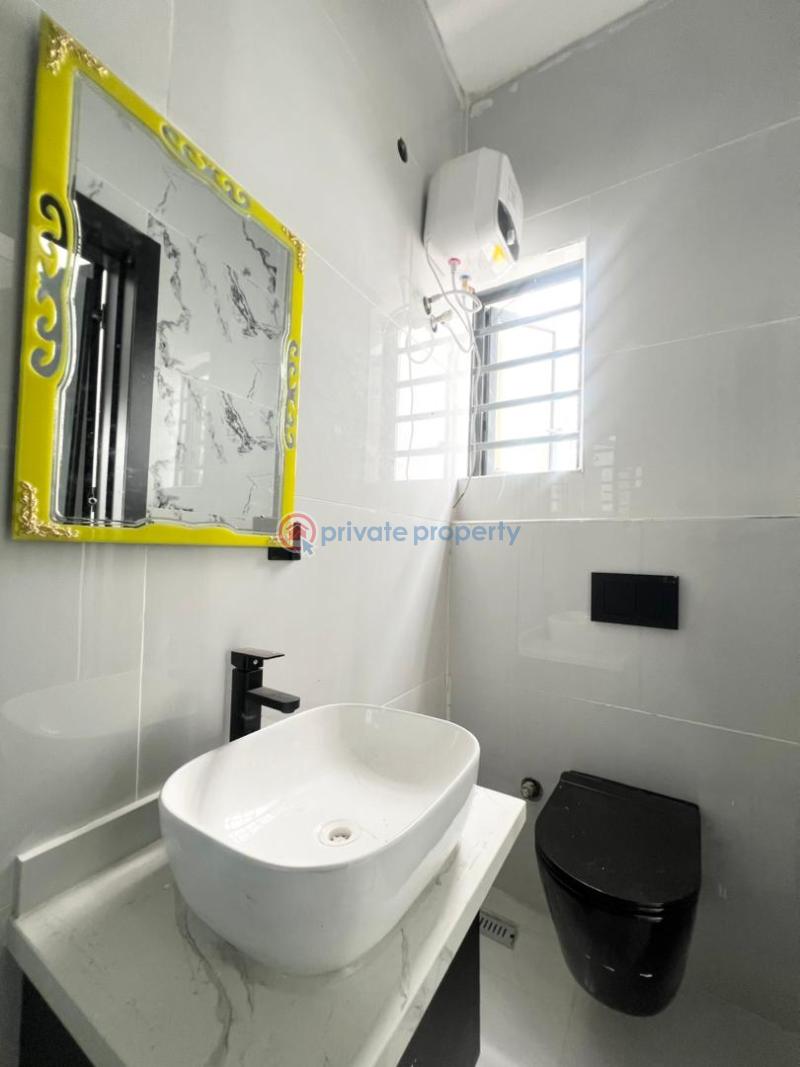 5 bedroom Detached Duplex For Sale Ologolo Lekki Lagos - 1