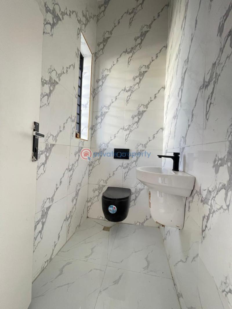 5 bedroom Detached Duplex For Sale Lekki Lagos - 1