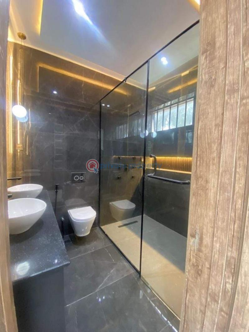 5 bedroom Detached Duplex For Sale Off Adebayo Doherty. Lekki Phase 1 Lagos - 13