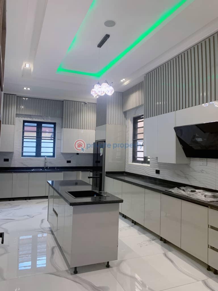 5 bedroom Duplex For Sale Estate Agungi Lekki Lagos - 9