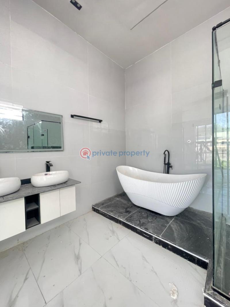 5 bedroom Detached Duplex For Sale Chevron Drive Lekki Lagos - 9