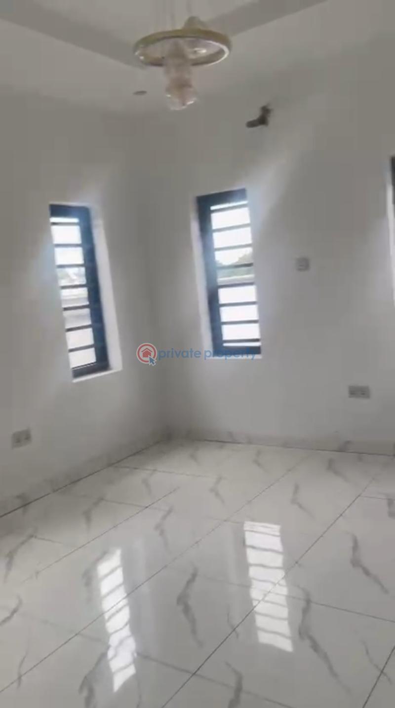 5 bedroom Detached Duplex For Sale Gbagada Estate Gbagada Lagos - 10