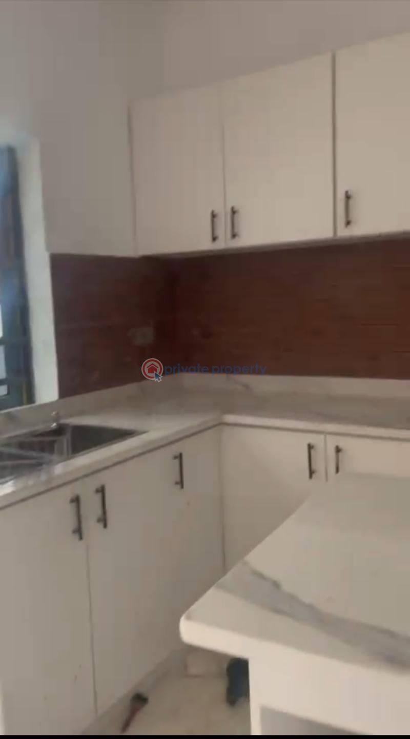 5 bedroom Detached Duplex For Sale Gbagada Estate Gbagada Lagos - 6
