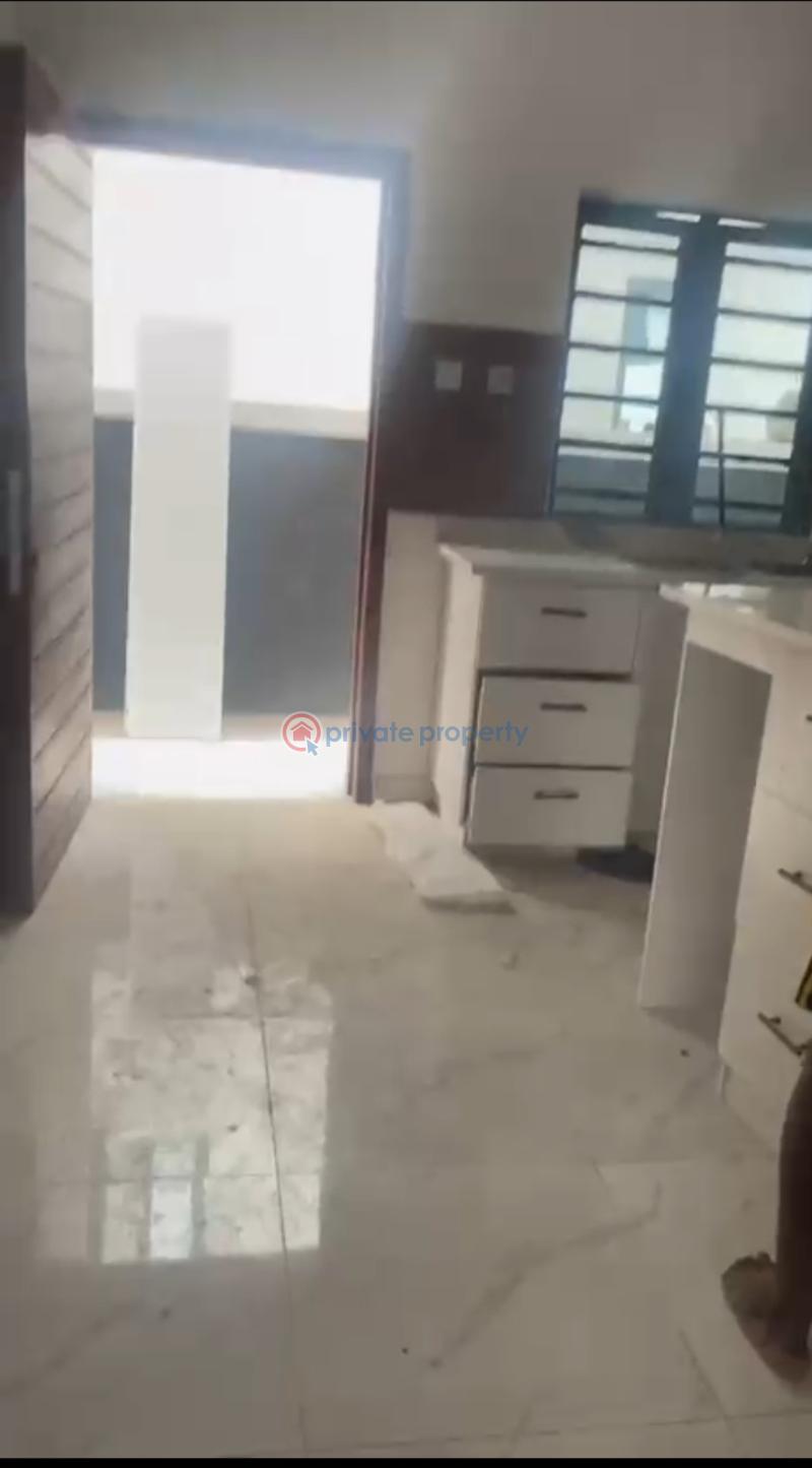 5 bedroom Detached Duplex For Sale Gbagada Estate Gbagada Lagos - 5