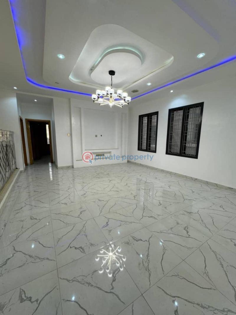5 bedroom Detached Duplex For Sale Omole Phase 1 Ojodu Lagos - 1