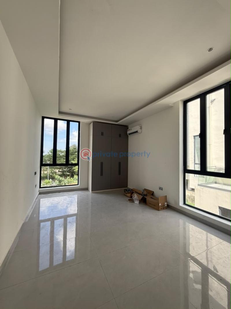 5 bedroom Terraced Duplex For Sale Banana Island Ikoyi Lagos - 17