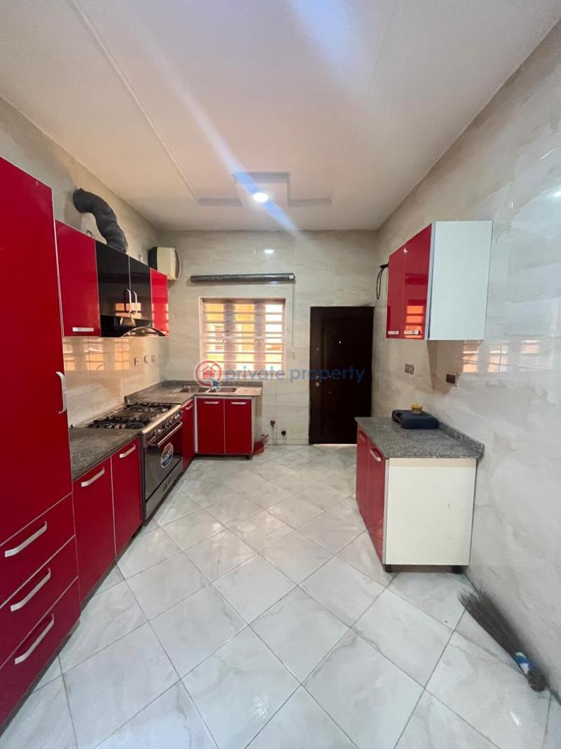 5 bedroom Detached Duplex For Rent Spg Road Ologolo Lekki Lagos - 3
