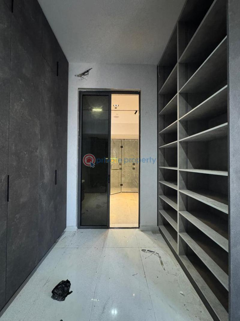 5 bedroom Detached Duplex For Sale Lekki Phase 1 Lagos - 9