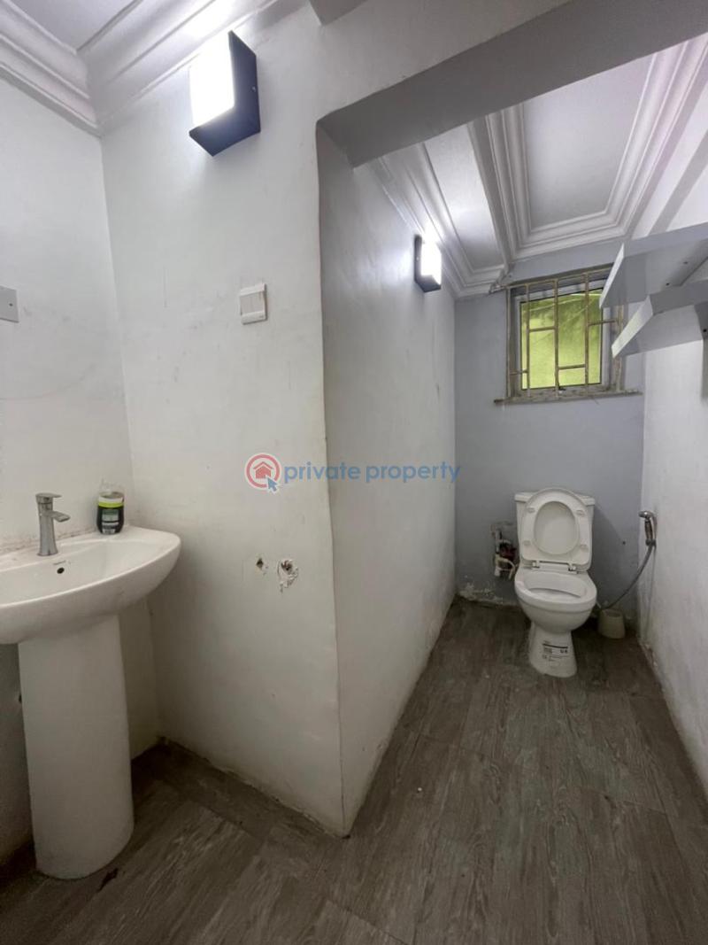 5 bedroom Detached Duplex For Sale Surulere Lagos - 15