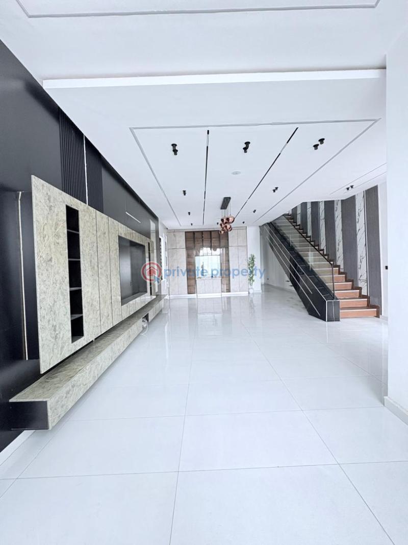 5 bedroom Detached Duplex For Sale Ikota Lekki Lagos - 3