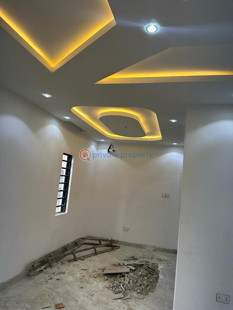 5 bedroom Duplex For Sale Gbagada Lagos - 7