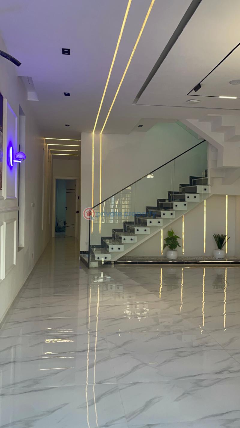 5 bedroom House For Sale Hampton Lake Estate, Alternative Route Chevron Drive Lekki Lagos - 17