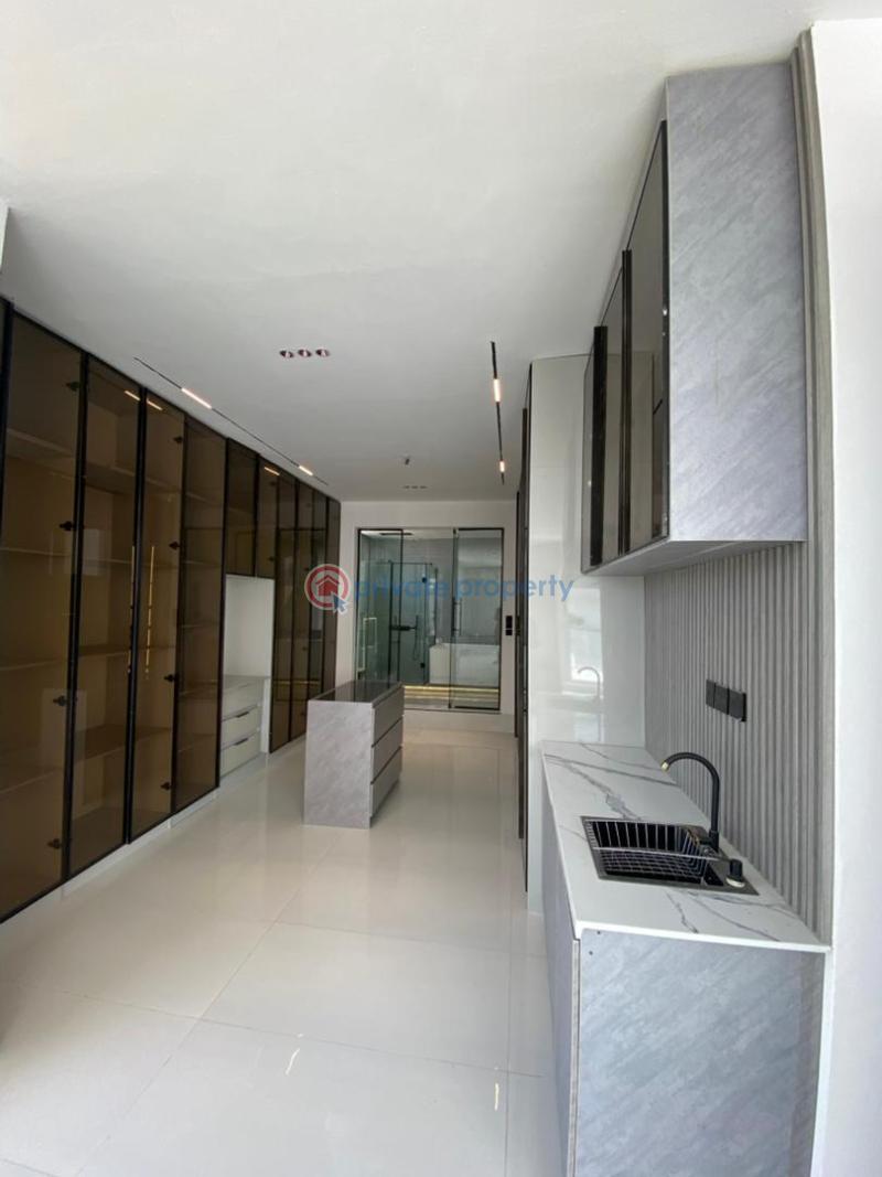 5 bedroom Detached Duplex For Sale Osapa Lekki Lagos - 19