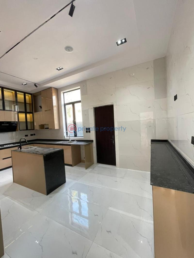 5 bedroom Detached Duplex For Sale Chevron Drive Lekki Lagos - 21