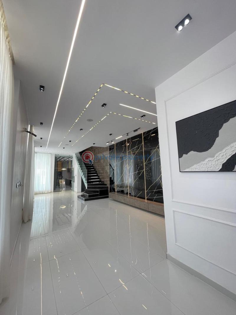 5 bedroom Detached Duplex For Sale Lekki Lagos - 2