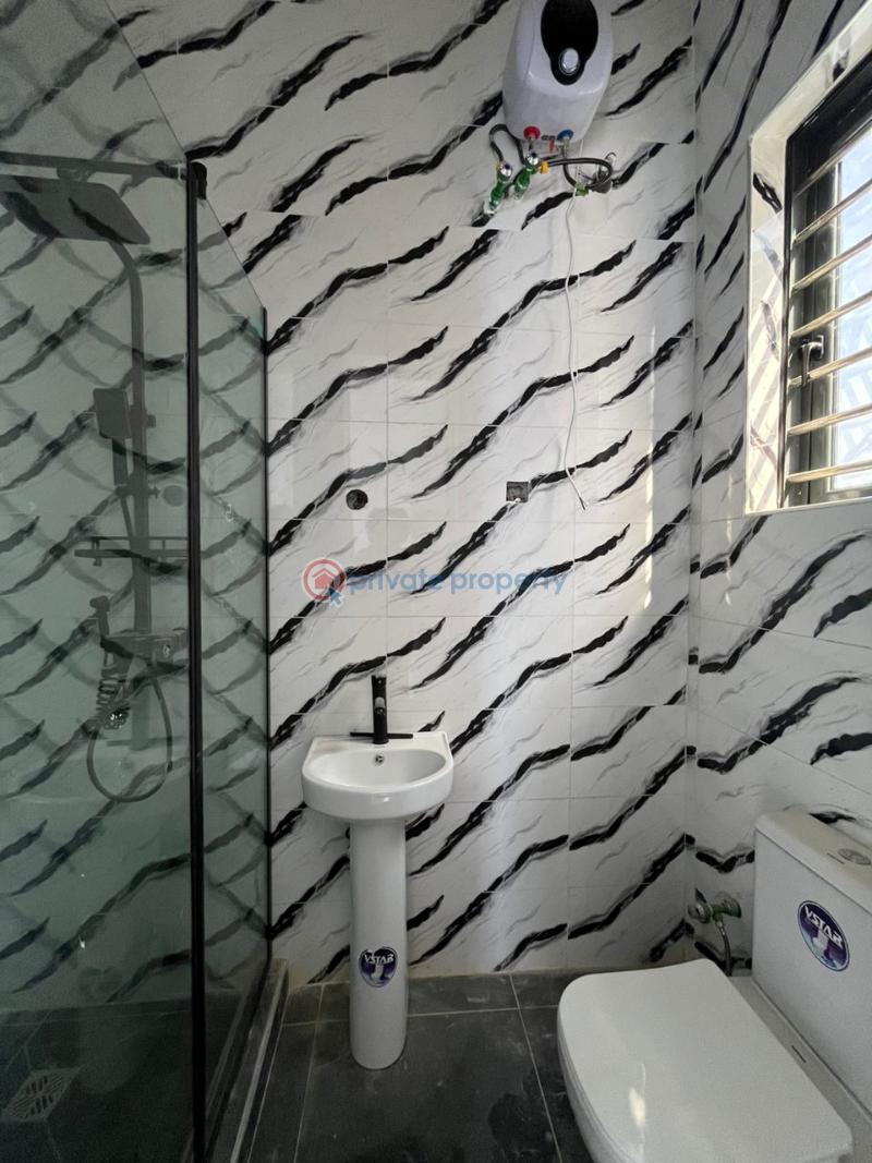 5 bedroom Flat & Apartment For Sale Ajah Lekki Ajah Lagos - 8