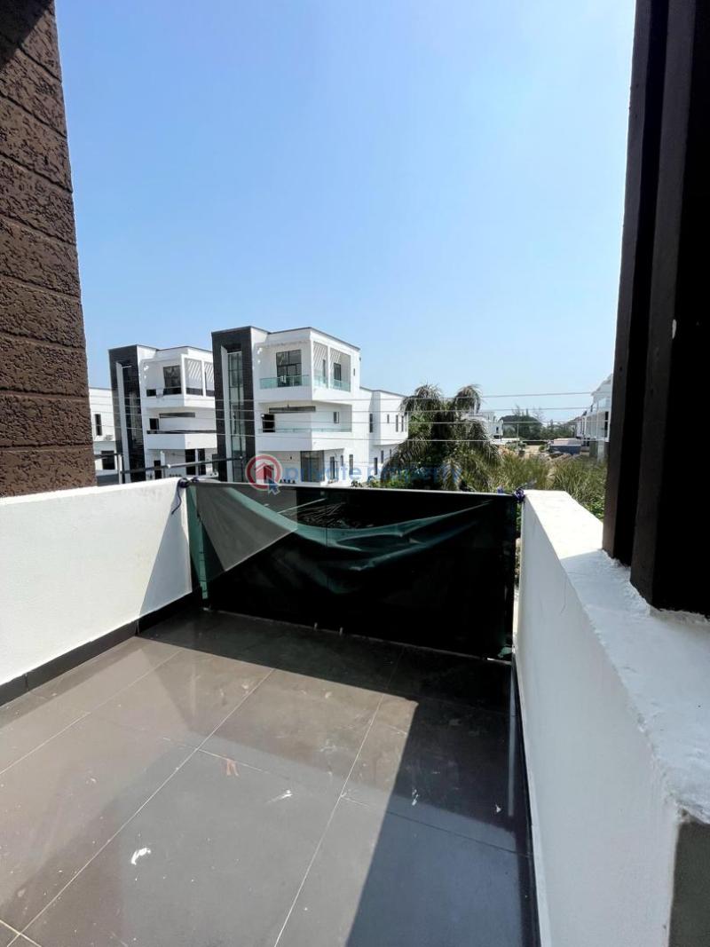 5 bedroom Detached Duplex For Sale Chevron Drive Lekki Lagos - 8