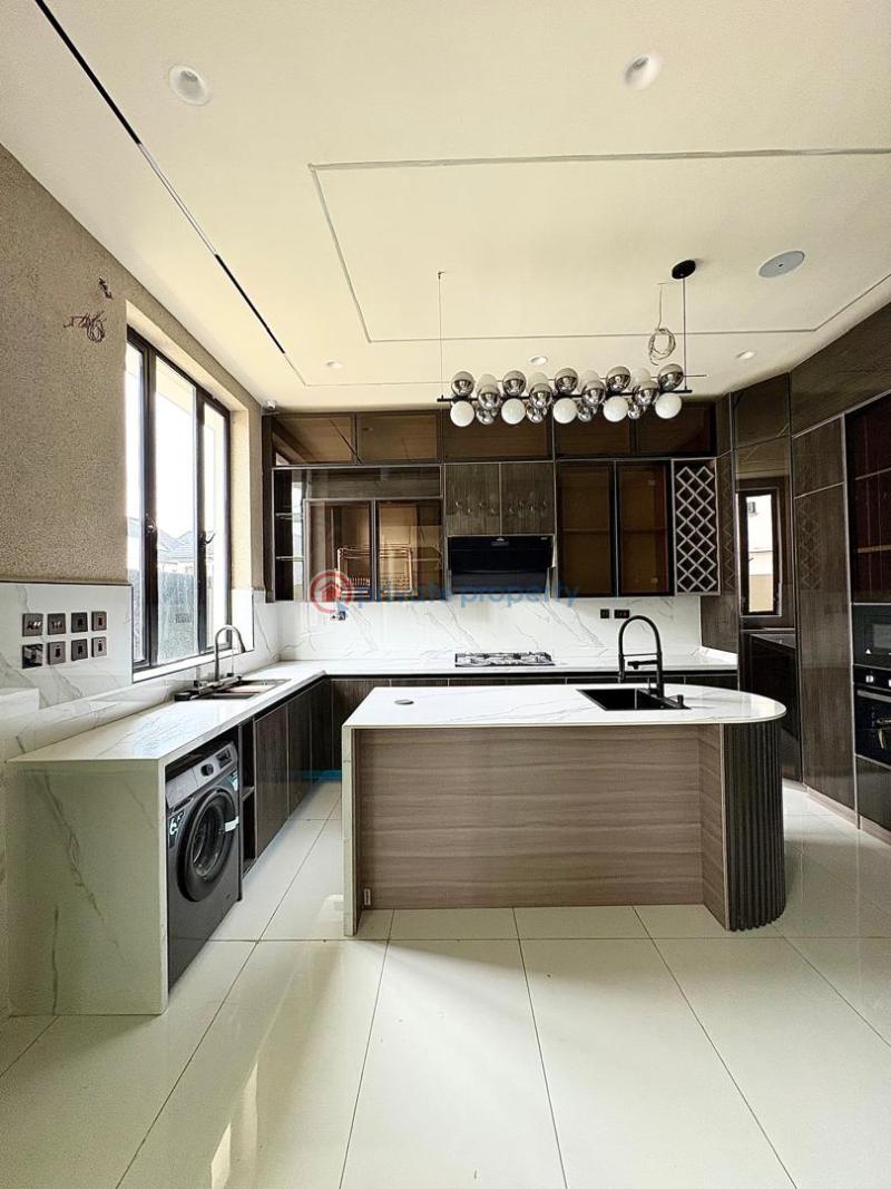 5 bedroom Detached Duplex For Sale Chevron Drive Lekki Lagos - 11