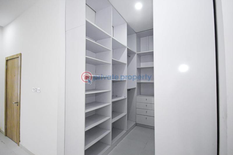 5 bedroom Duplex For Sale Neighbourhood: Ikota Residential Villa Eleganza Shopping Mall Lekki 2nd Toll Gate Megamound Estate The Place Mega Chicken And Many More Ikota Lekki Lagos - 4