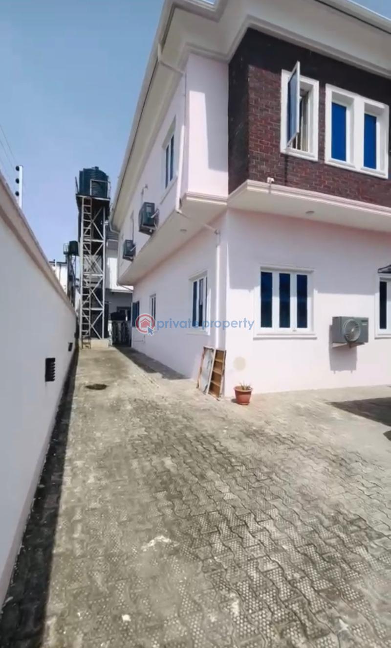5 bedroom Office For Rent Osapa London Lekki Lagos - 1