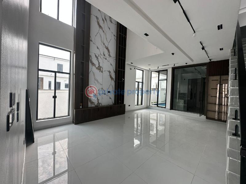 5 bedroom Detached Duplex For Sale Chevron Drive Lekki Lagos - 1
