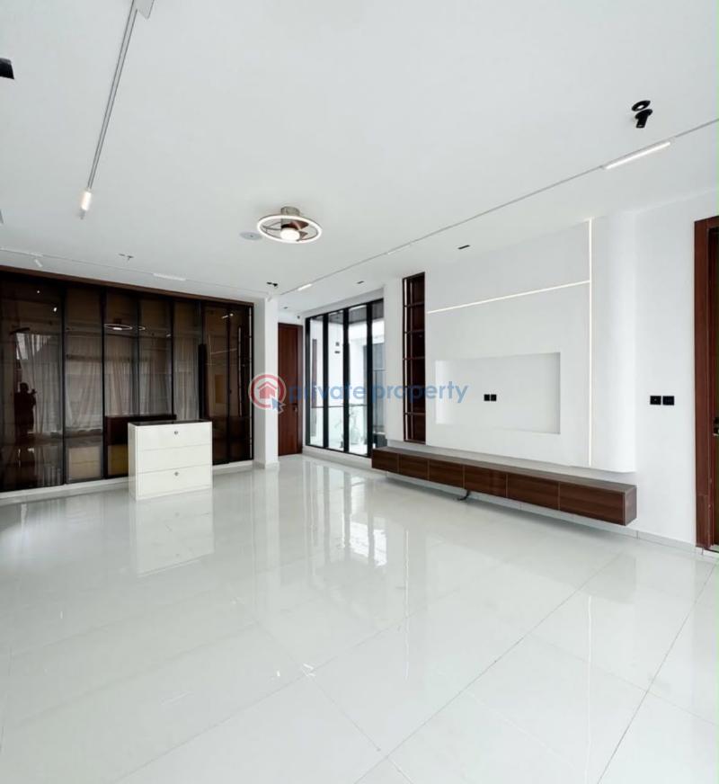5 bedroom Detached Duplex For Sale Victoria Garden City Lekki Lagos - 8