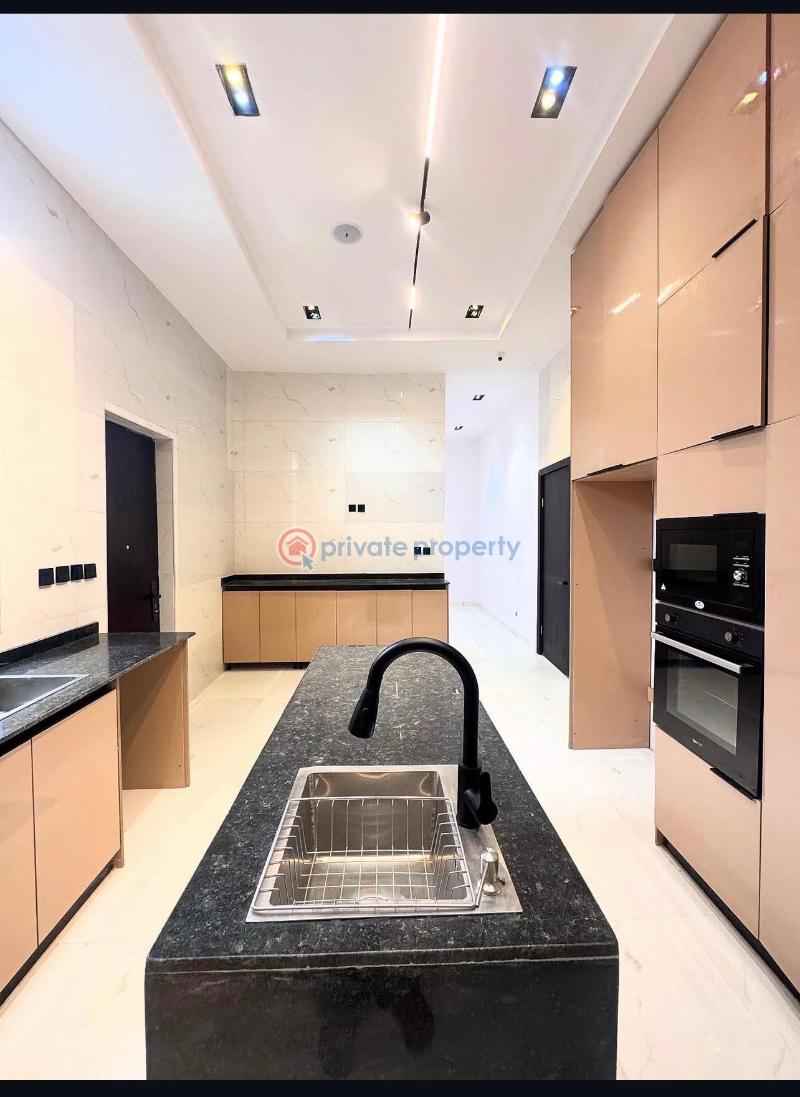 5 bedroom Detached Duplex For Sale Chevron Drive Lekki Lagos - 6