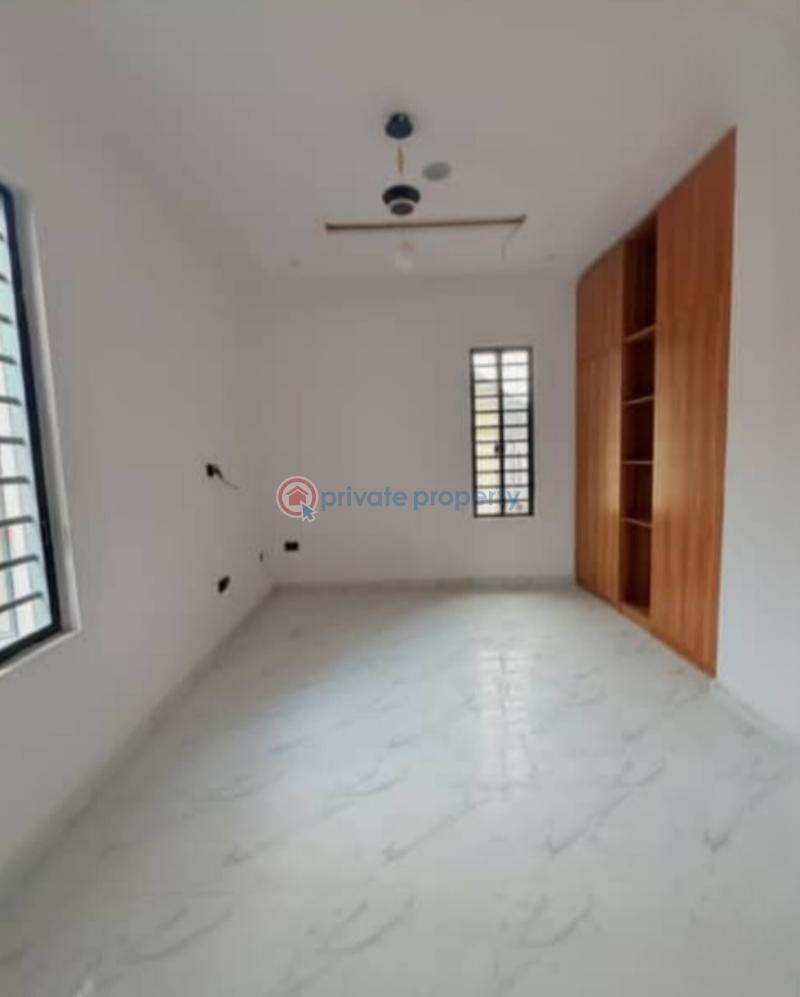 5 bedroom Detached Duplex For Sale Omole Phase 2 Ojodu Lagos - 0