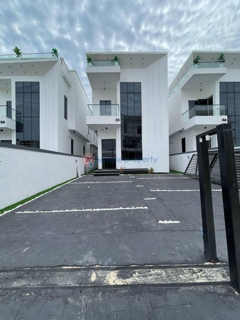 5 bedroom Duplex For Sale Chevron Drive Lekki Lagos - 0