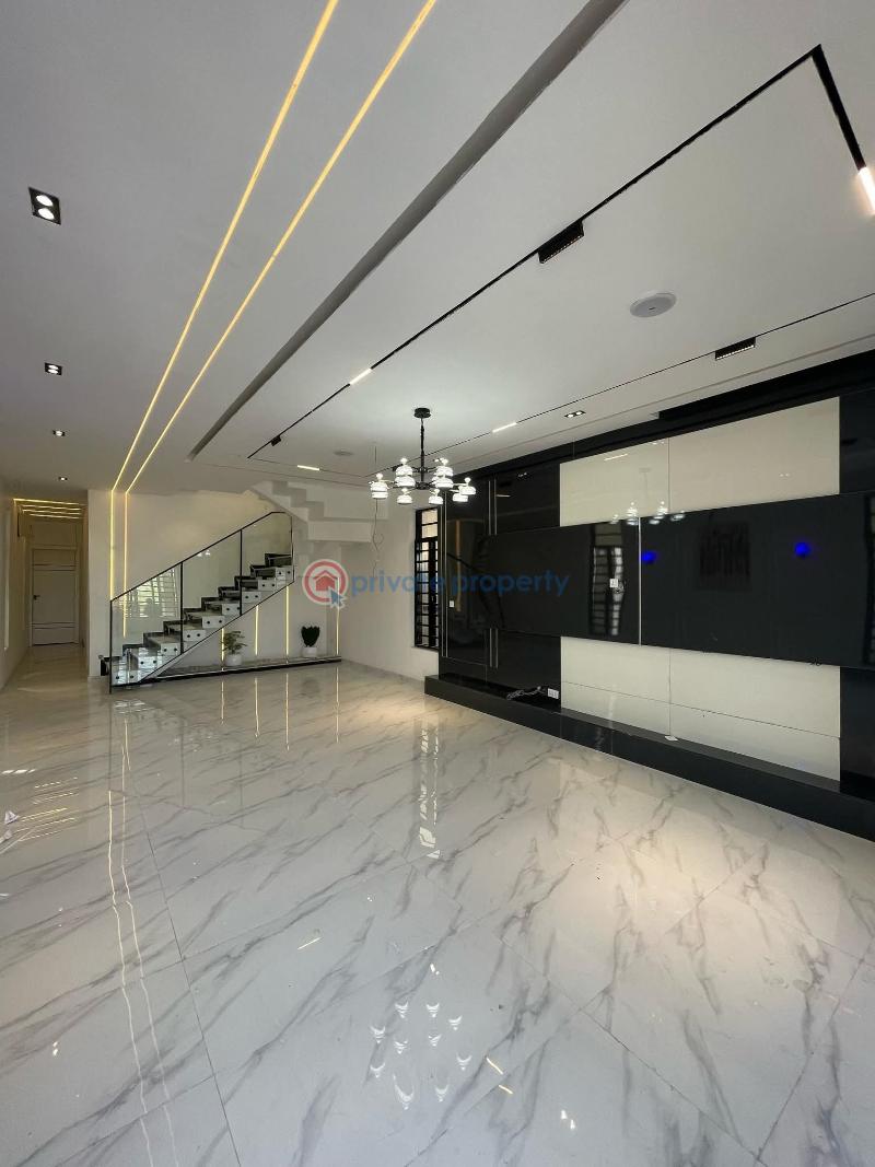5 bedroom Duplex For Sale Chevron Drive Lekki Lagos - 1