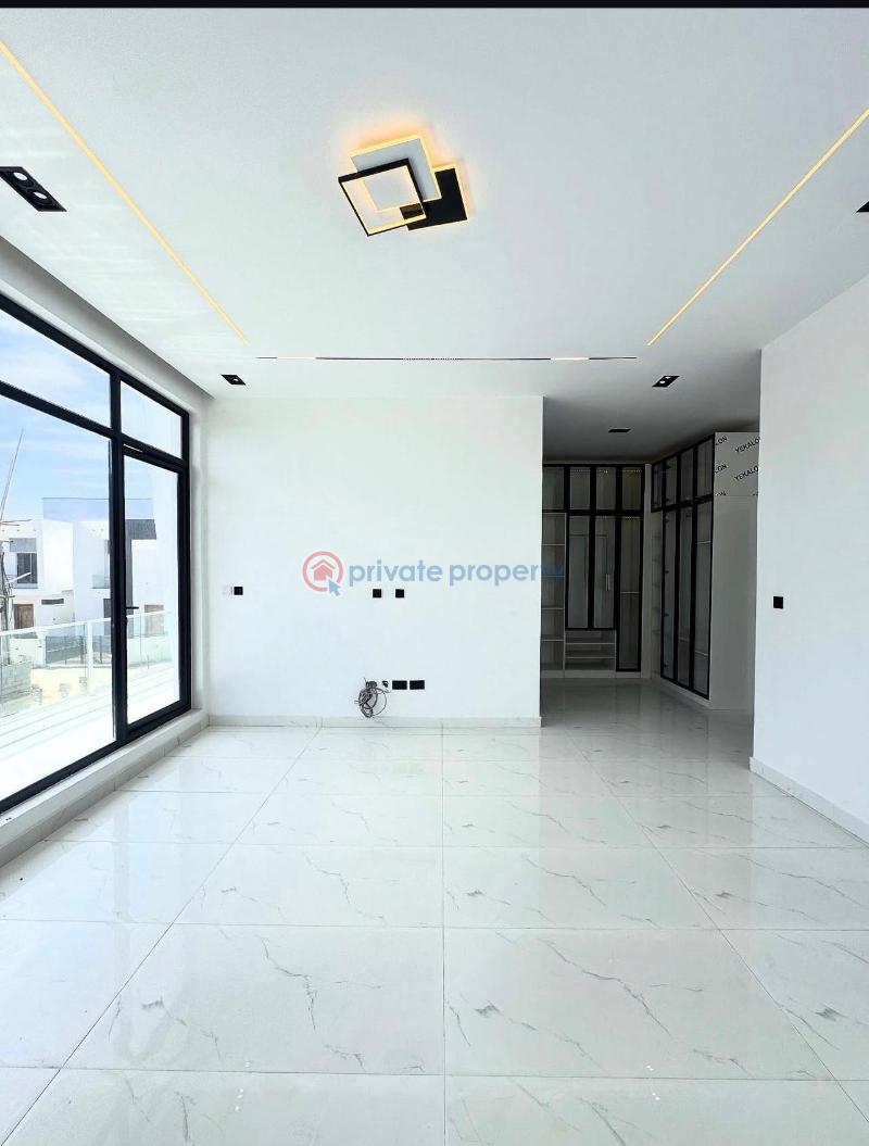5 bedroom Detached Duplex For Sale Chevron Drive Lekki Lagos - 2