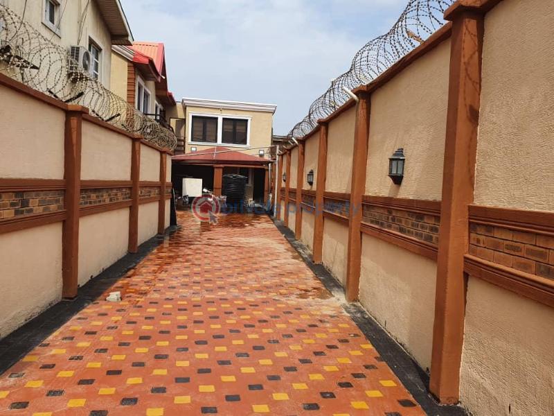 5 bedroom Detached Duplex For Sale Omole Phase 2 Ojodu Lagos - 4