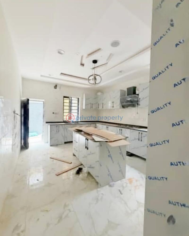5 bedroom Detached Duplex For Sale Omole Phase 2 Ojodu Lagos - 3