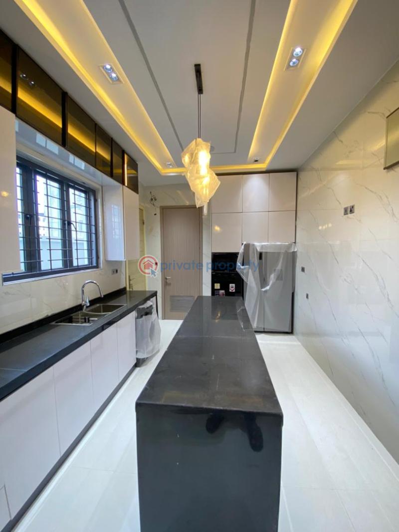 5 bedroom Detached Duplex For Sale Lekki Phase 1 Lagos - 16